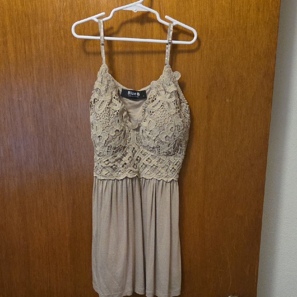 Women's Tan Lace Tank